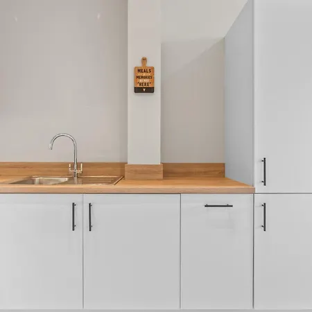 New York Style One Bed *