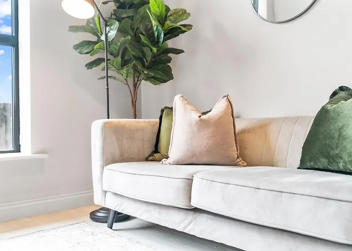 New York Style One Bed Apartment