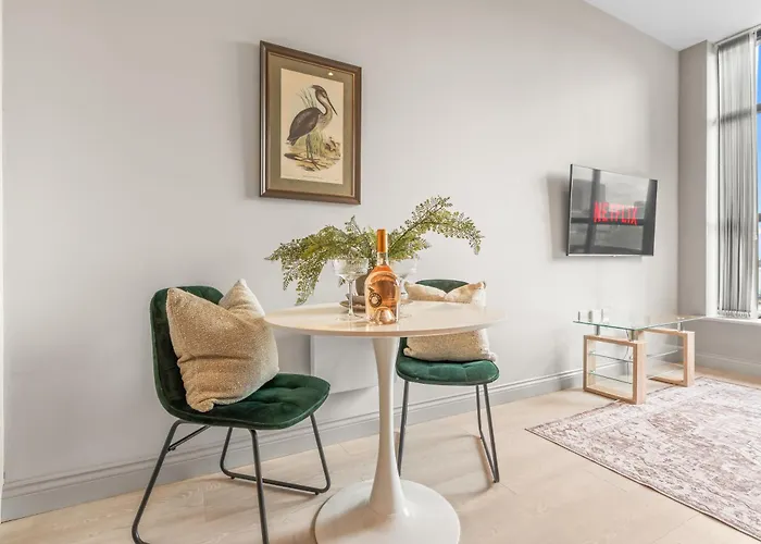 New York Style One Bed Apartment *